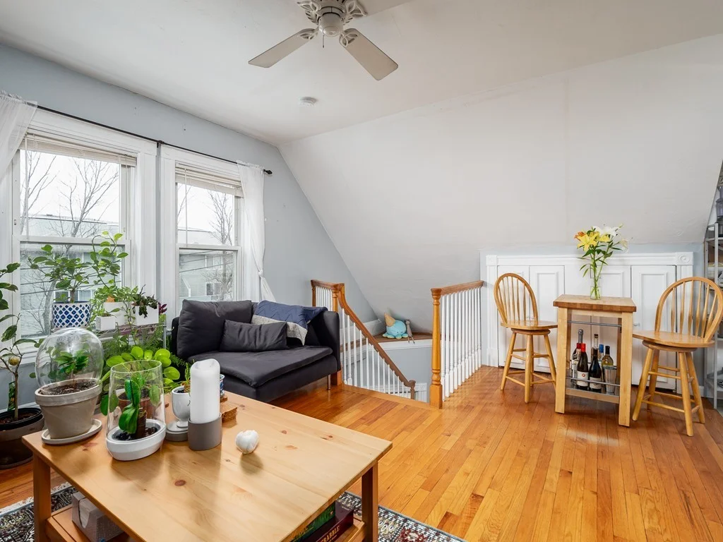 2 bed, 1 bath apartment for rent at 147 Murdock St Unit 3, Brighton — photo 4 of 16