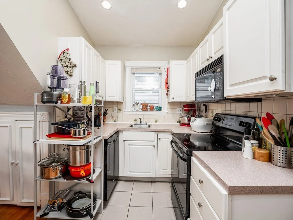 2 bed, 1 bath apartment for rent at 147 Murdock St Unit 3, Brighton — photo 11 of 16