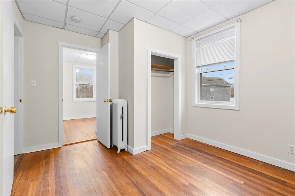 3 bed, 1 bath apartment for rent at 147 Nahant Rd Unit 2, Nahant — photo 9 of 26
