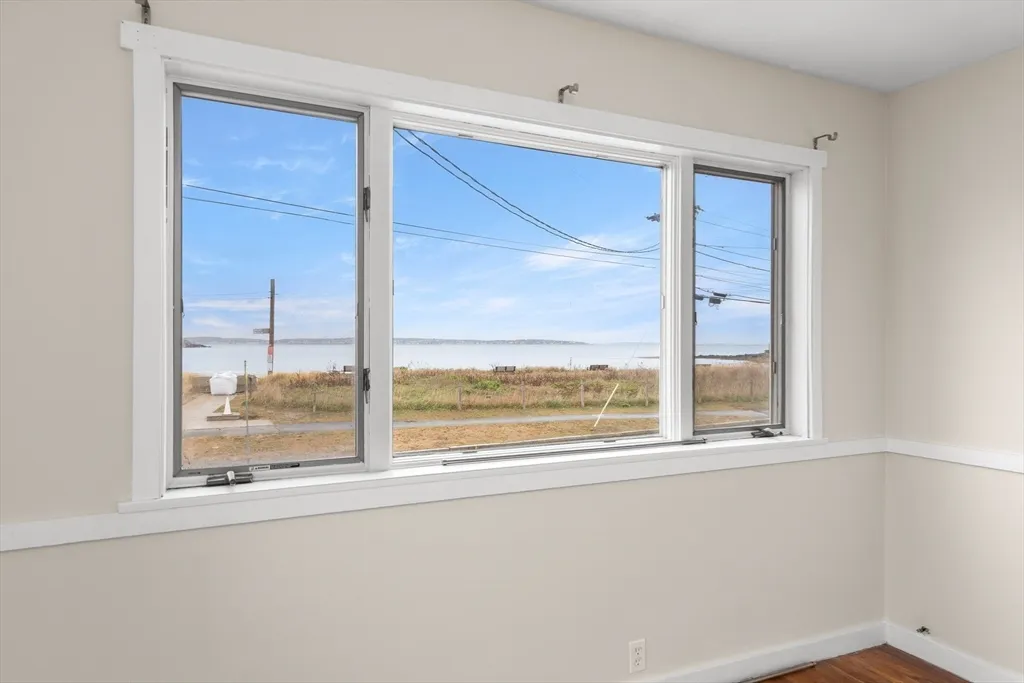 3 bed, 1 bath apartment for rent at 147 Nahant Rd Unit 2, Nahant — photo 15 of 26