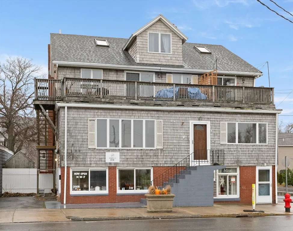3 bed, 1 bath apartment for rent at 147 Nahant Rd Unit 2, Nahant — photo 22 of 26