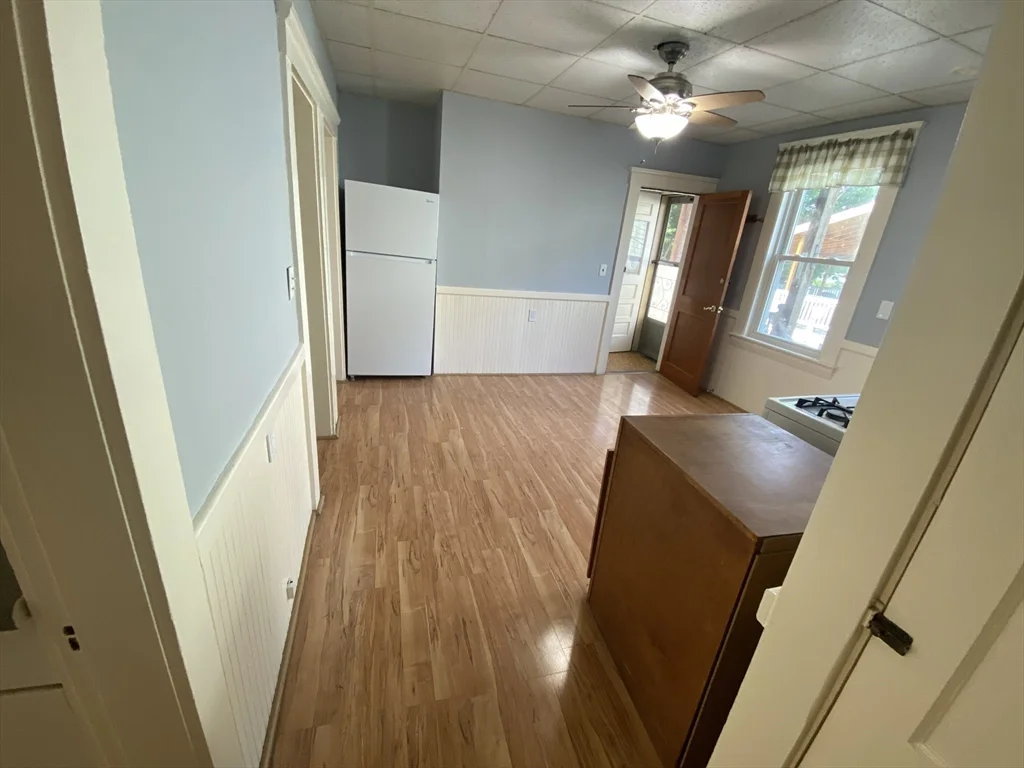 2 bed, 1 bath apartment for rent at 147 Oakland Ave Unit 1, Methuen — photo 4 of 14
