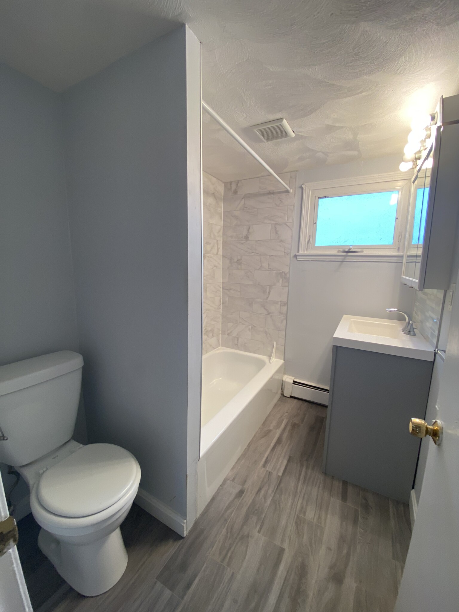 1 bed, 1 bath apartment for rent at 147 Princeton St Unit 3, East Boston — photo 4 of 10