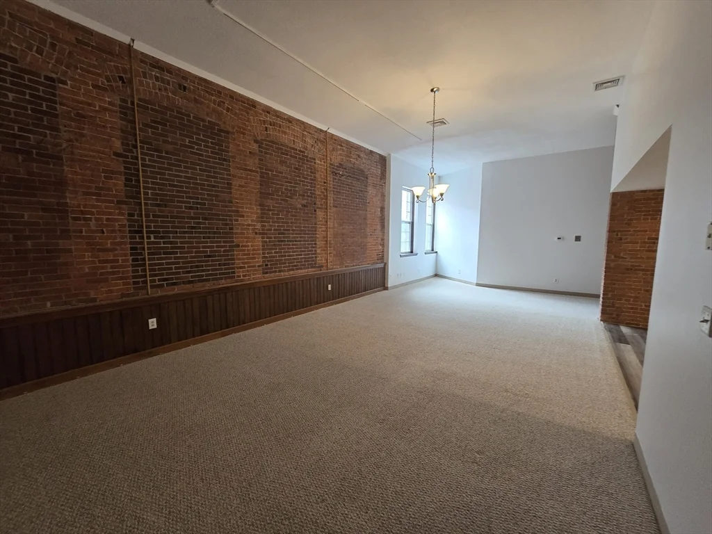 2 bed, 2 bath apartment for rent at 147 Rawson Rd Unit 207, Quincy — photo 4 of 32