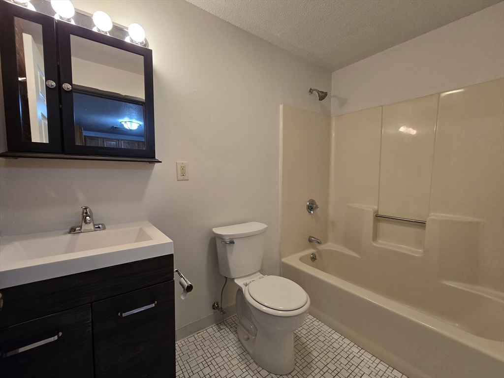 2 bed, 2 bath apartment for rent at 147 Rawson Rd Unit 209, Quincy — photo 19 of 24