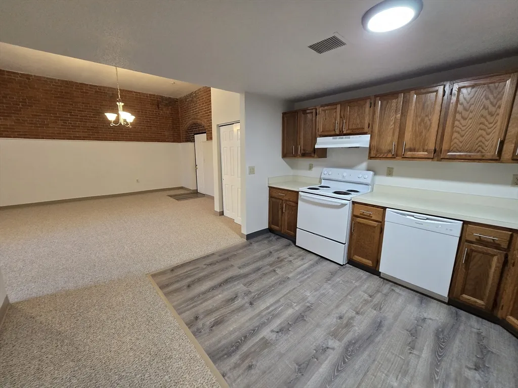 2 bed, 2 bath apartment for rent at 147 Rawson Rd Unit G3, Quincy — photo 8 of 20