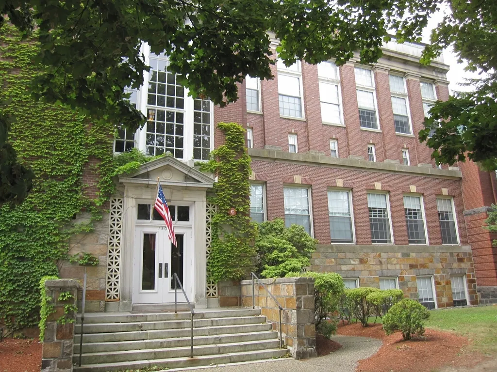 2 bed, 2 bath apartment for rent at 147 Rawson Rd Unit G3, Quincy