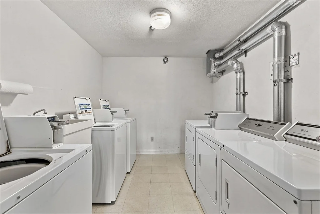 2 bed, 1 bath apartment for rent at 147 Sylvan St Unit 12A, Danvers — photo 25 of 29