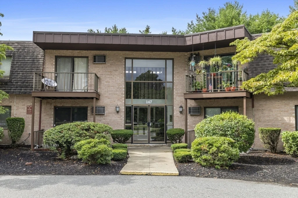 2 bed, 1 bath apartment for rent at 147 Sylvan St Unit 12A, Danvers — photo 29 of 29