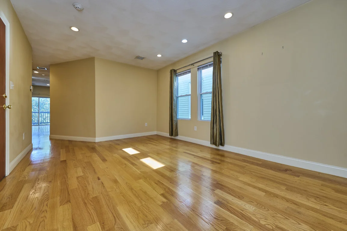 3 bed, 1 bath apartment for rent at 147 Trenton St Unit 3, East Boston — photo 8 of 17