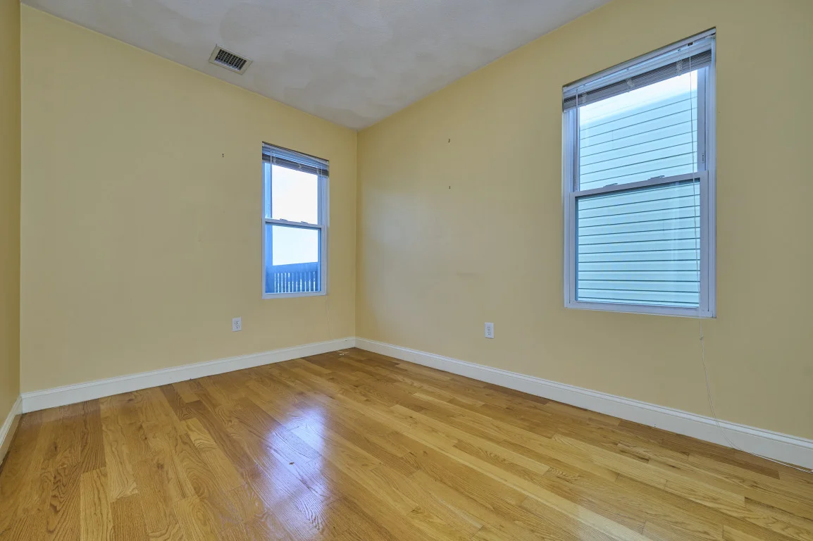 3 bed, 1 bath apartment for rent at 147 Trenton St Unit 3, East Boston — photo 7 of 17