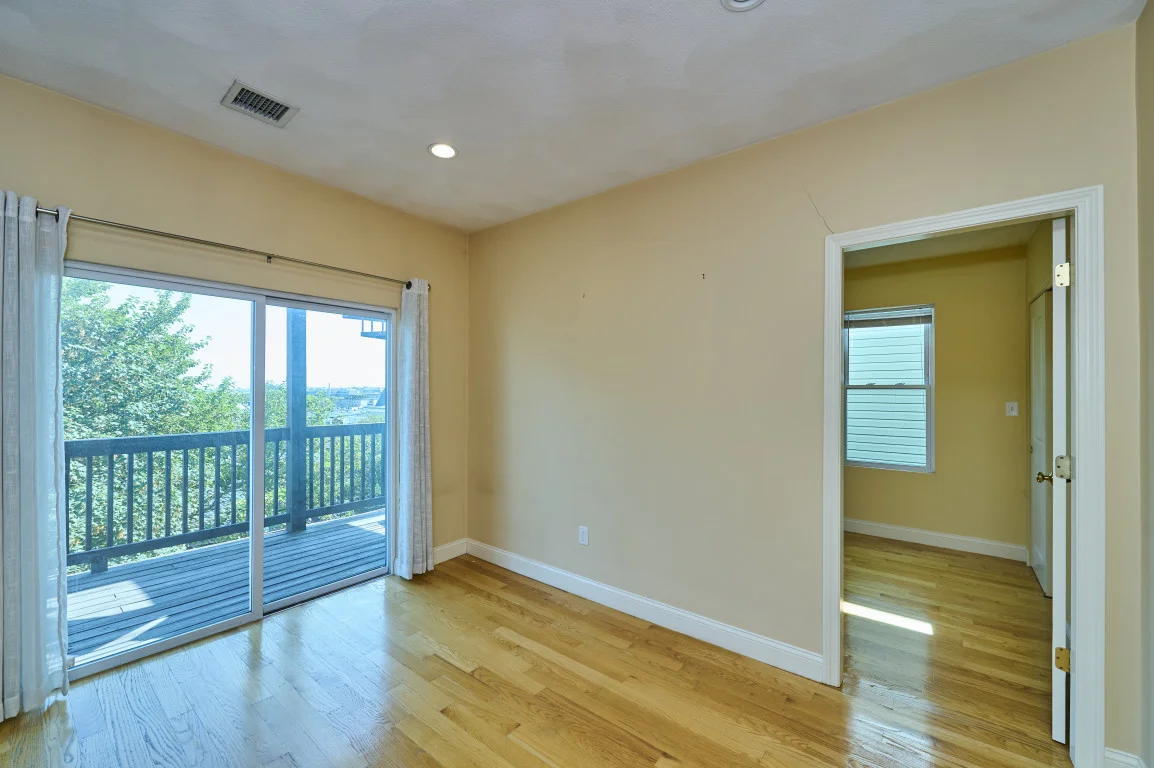 3 bed, 1 bath apartment for rent at 147 Trenton St Unit 3, East Boston — photo 3 of 17