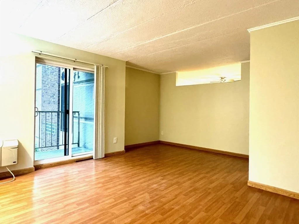 1 bed, 1 bath apartment for rent at 147 Turner Rd Unit 99, Holliston — photo 4 of 24