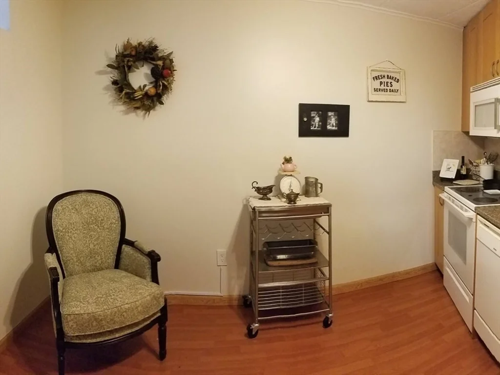 1 bed, 1 bath apartment for rent at 147 Turner Rd Unit 99, Holliston — photo 8 of 24