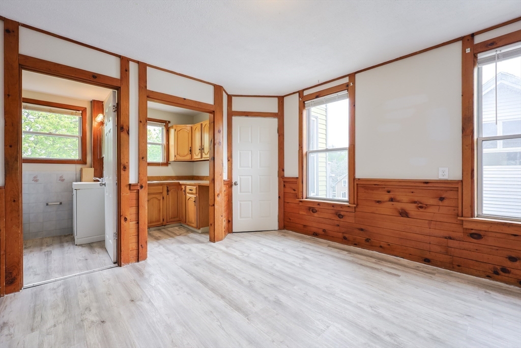2 bed, 1 bath apartment for rent at 147 Washington Unit 3, Peabody — photo 10 of 23