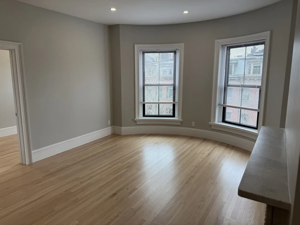 2 bed, 1 bath apartment for rent at 147 West Concord Unit 3, South End — photo 7 of 16