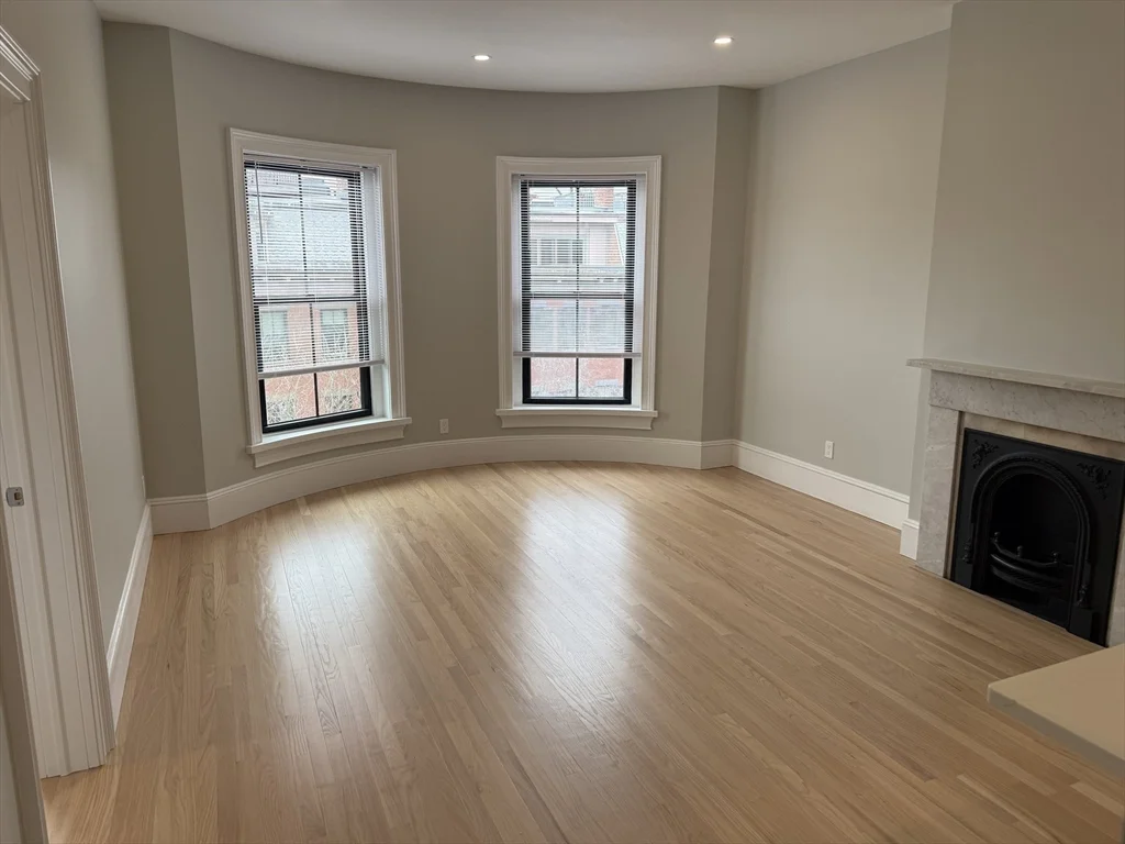 2 bed, 1 bath apartment for rent at 147 West Concord Unit 3, South End — photo 6 of 16