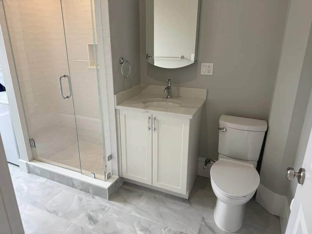 2 bed, 1 bath apartment for rent at 147 West Concord Unit 3, South End — photo 13 of 16