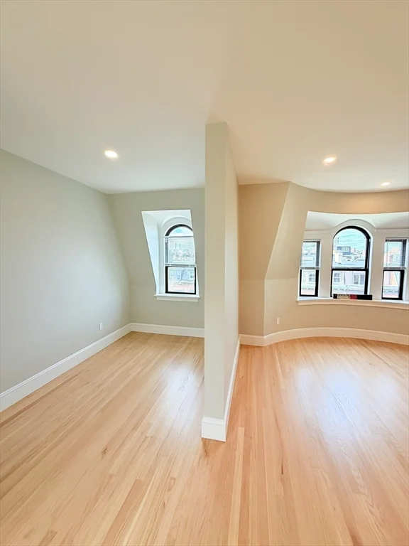 1 bed, 1 bath apartment for rent at 147 West Concord Unit 4, South End — photo 4 of 10