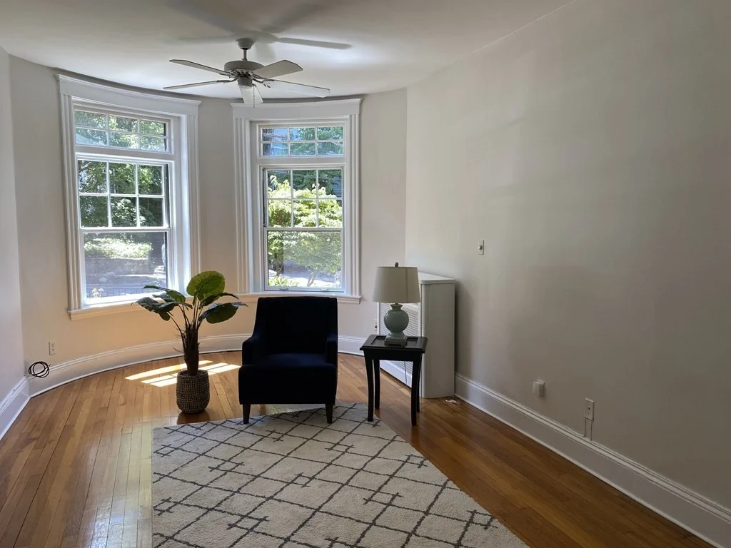2 bed, 1 bath apartment for rent at 147 Winthrop Rd Unit 3, Brookline