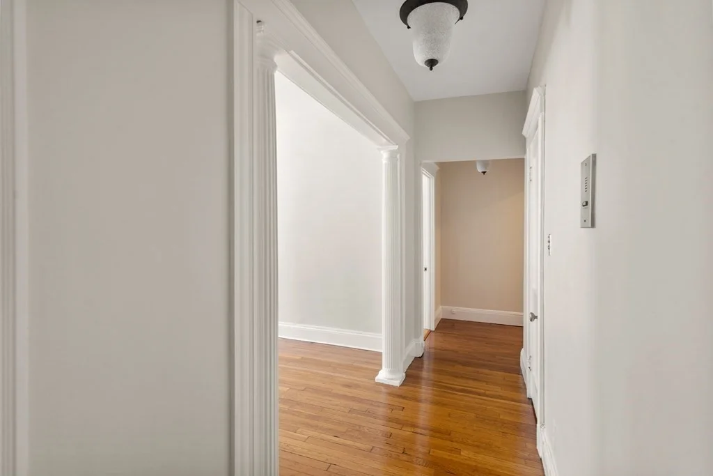 2 bed, 1 bath apartment for rent at 147 Winthrop Rd Unit 3, Brookline — photo 5 of 16