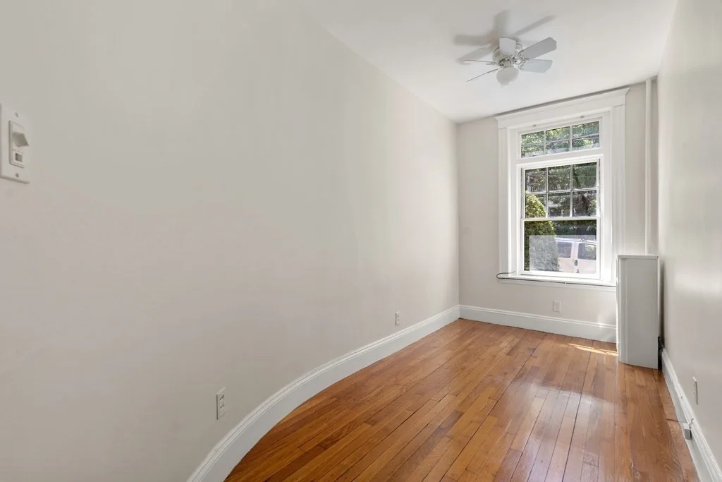 2 bed, 1 bath apartment for rent at 147 Winthrop Rd Unit 3, Brookline — photo 7 of 16