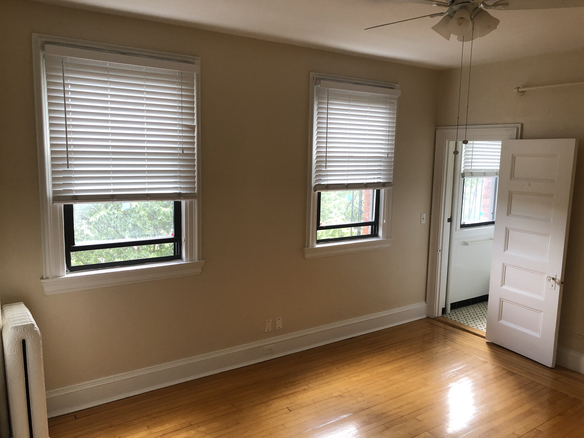 Studio bed, 1 bath apartment for rent at 1470 Beacon St Unit 59, Corey Hill — photo 4 of 23