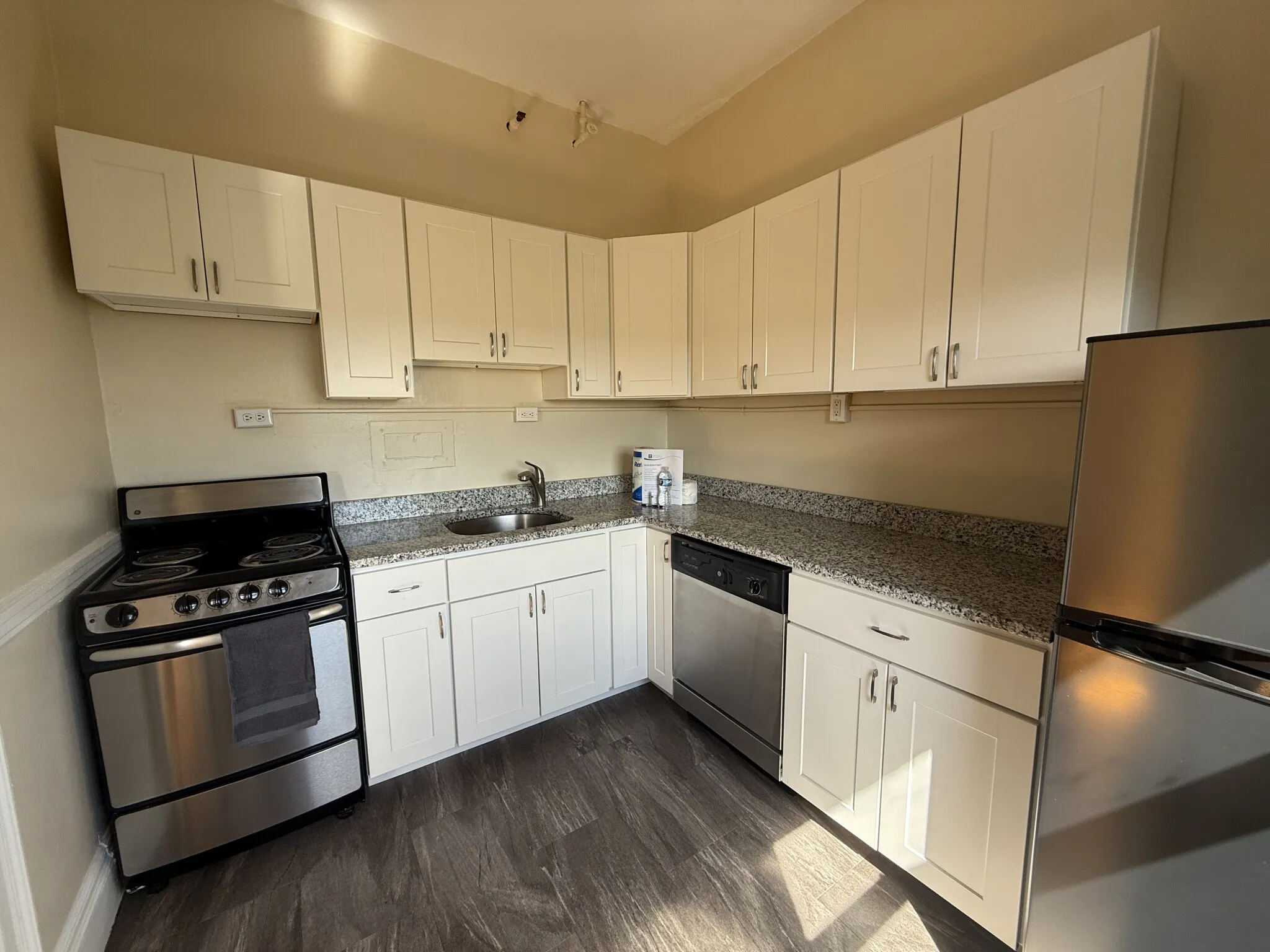 Studio bed, 1 bath apartment for rent at 1470 Beacon St Unit 69, Corey Hill — photo 1 of 33