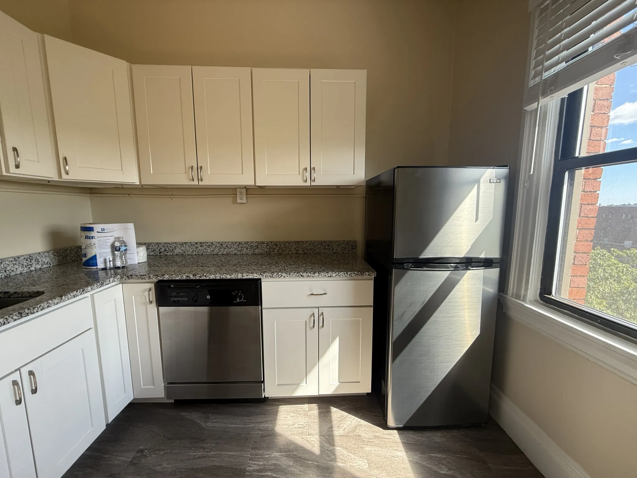 Studio bed, 1 bath apartment for rent at 1470 Beacon St Unit 69, Corey Hill — photo 4 of 33