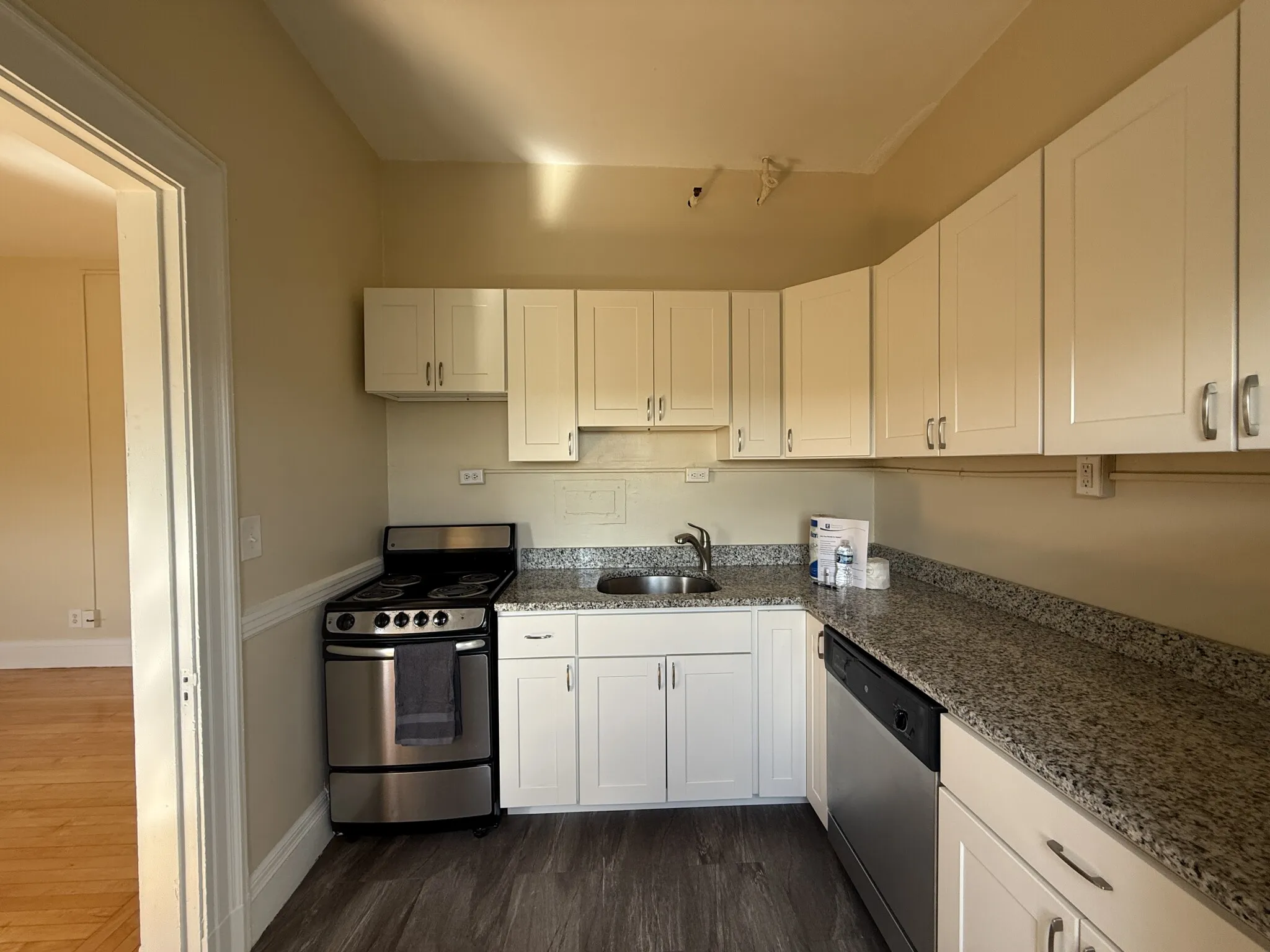 Studio bed, 1 bath apartment for rent at 1470 Beacon St Unit 69, Corey Hill — photo 2 of 33