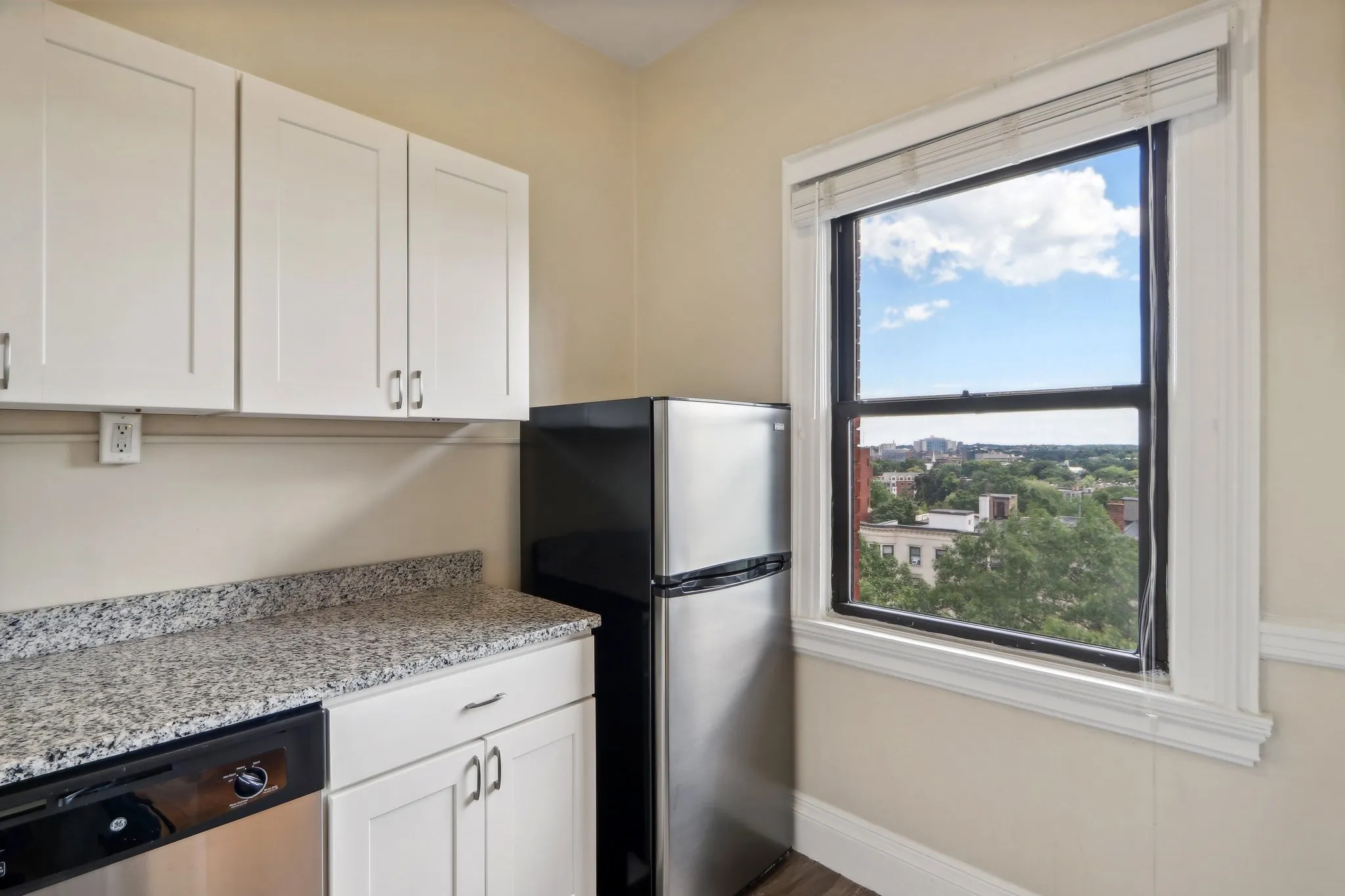 Studio bed, 1 bath apartment for rent at 1470 Beacon St Unit Apt. 69, Corey Hill — photo 20 of 33
