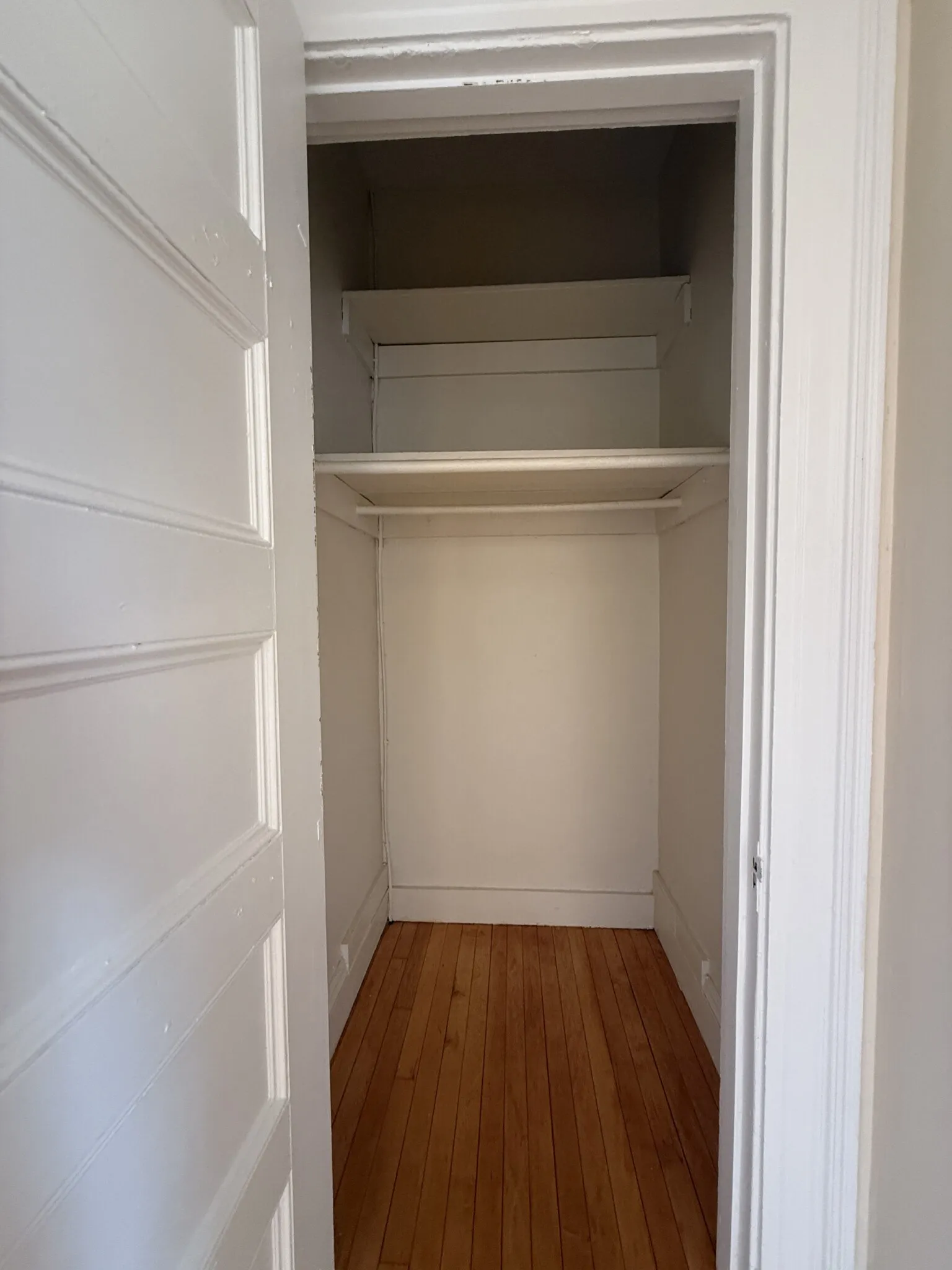 Studio bed, 1 bath apartment for rent at 1470 Beacon St Unit Apt. 69, Corey Hill — photo 4 of 33