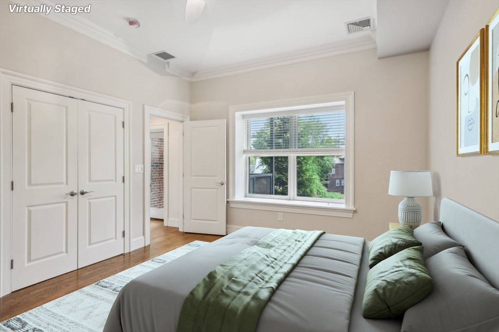4 bed, 4+ bath apartment for rent at 1471 Beacon St Unit 2B, Coolidge Corner — photo 7 of 13