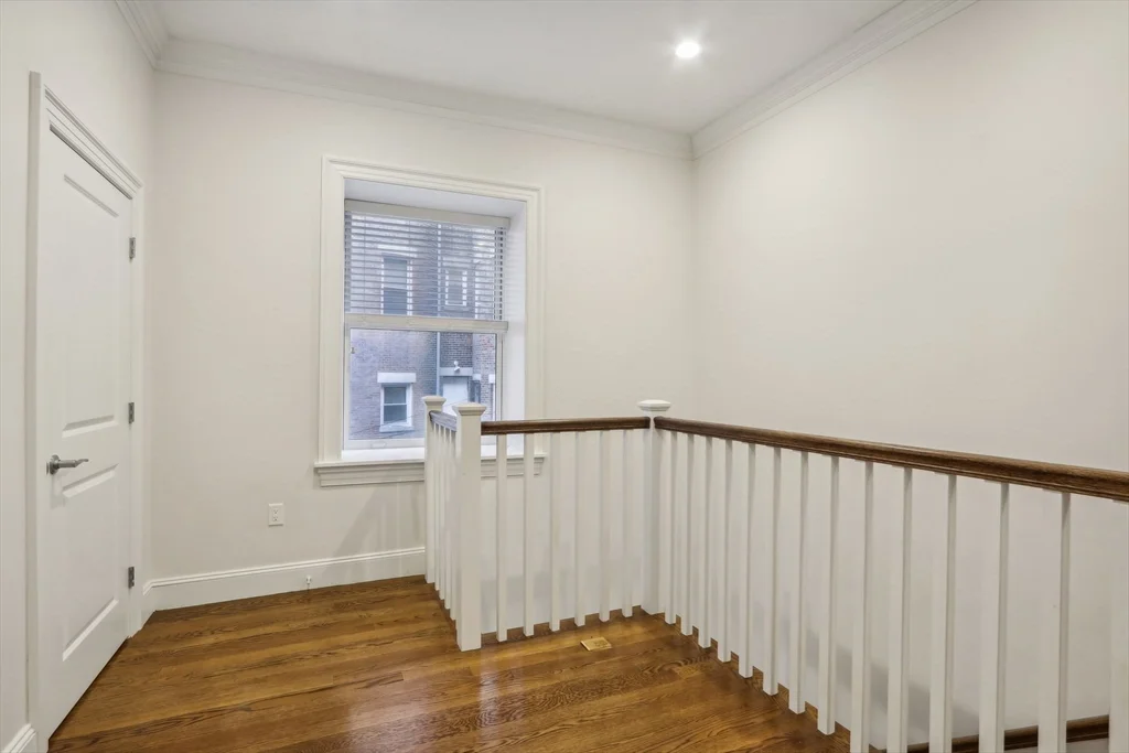 4 bed, 4+ bath apartment for rent at 1471 Beacon St Unit 2R, Coolidge Corner — photo 8 of 23
