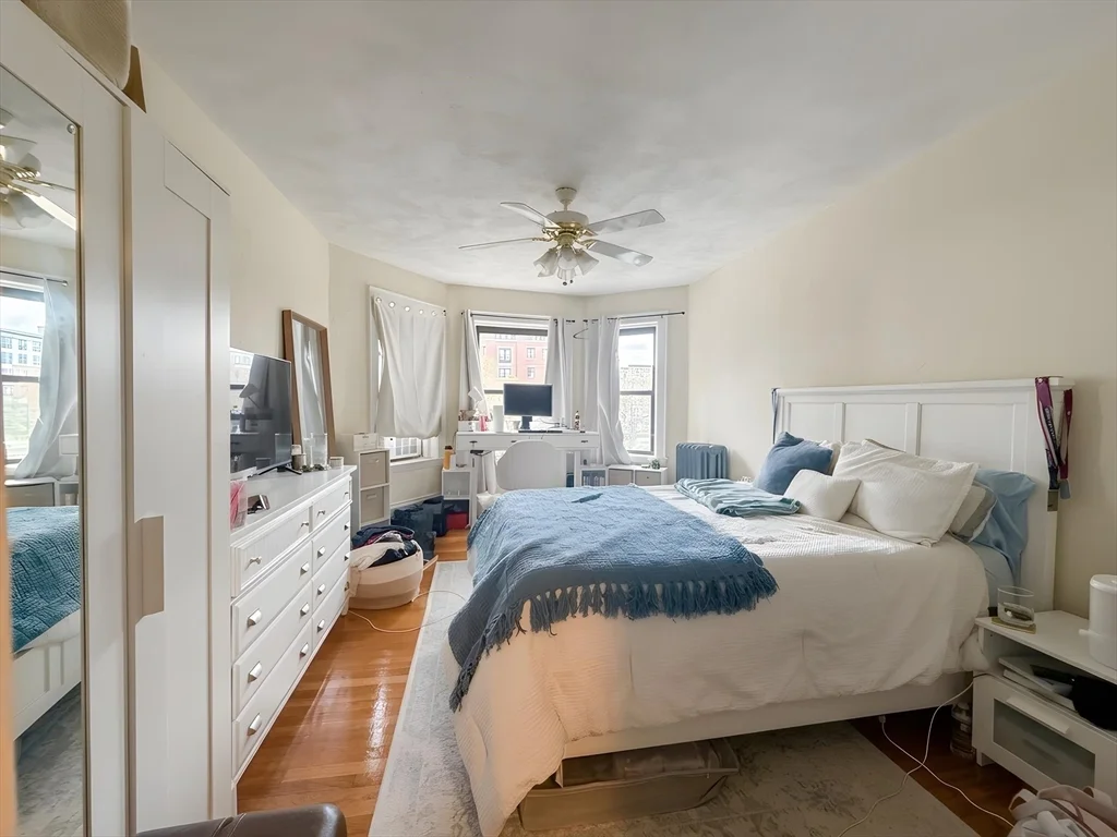 3 bed, 1 bath apartment for rent at 1472 Commonwealth Ave Unit 2, Brighton — photo 16 of 16