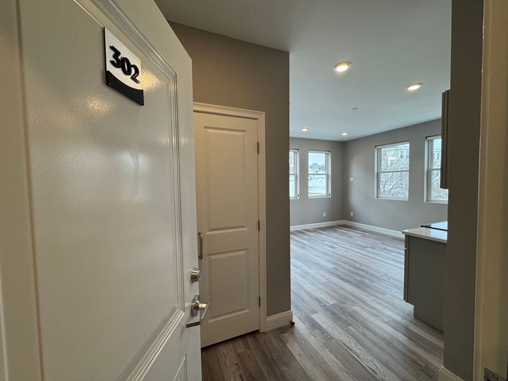 1 bed, 1.5 bath apartment for rent at 1473 N Shore Rd Unit 302, Revere — photo 2 of 14