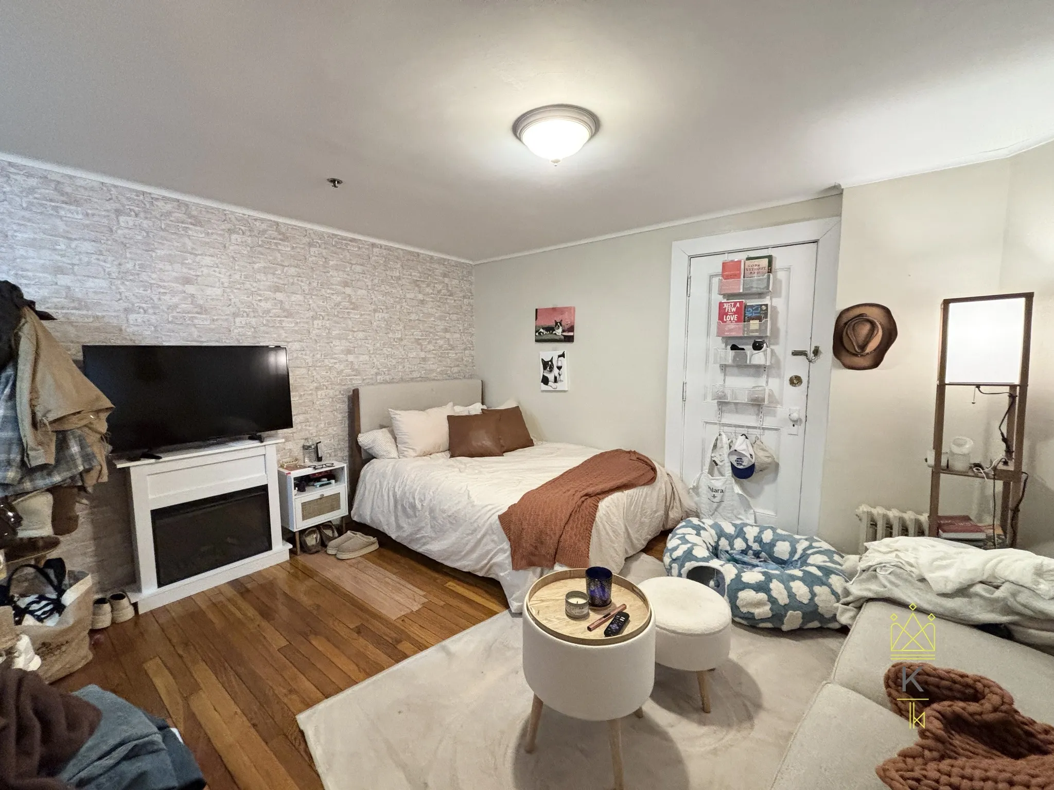 Studio bed, 1 bath apartment for rent at 1477 Beacon St Unit 109, Griggs Park — photo 2 of 9