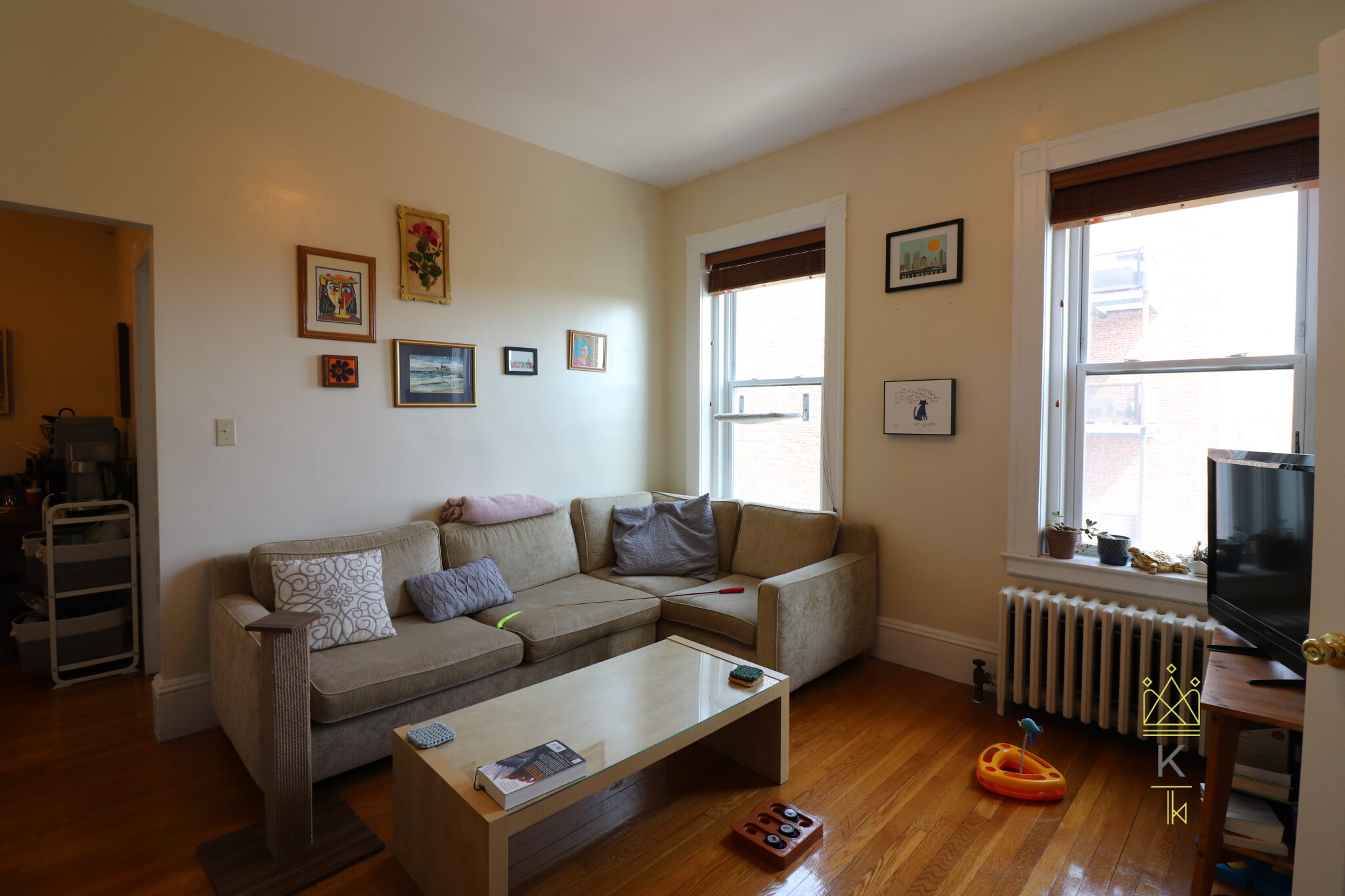 2 bed, 1 bath apartment for rent at 1477 Beacon St Unit 34, Griggs Park — photo 2 of 15