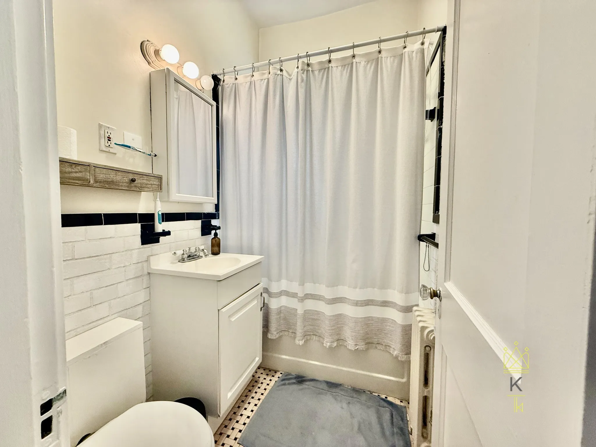 1 bed, 1 bath apartment for rent at 1477 Beacon St Unit 37, Griggs Park — photo 7 of 12