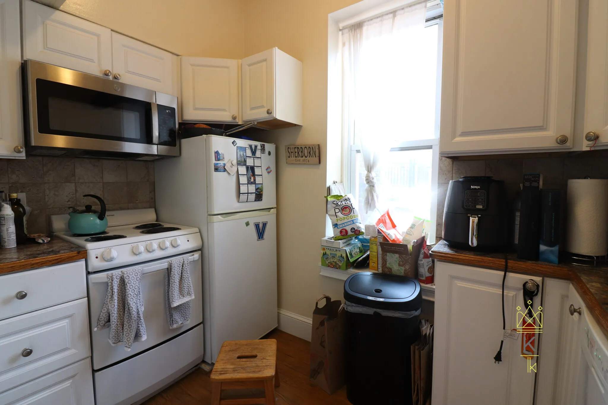 2 bed, 1 bath apartment for rent at 1477 Beacon St Unit 41, Griggs Park — photo 3 of 15
