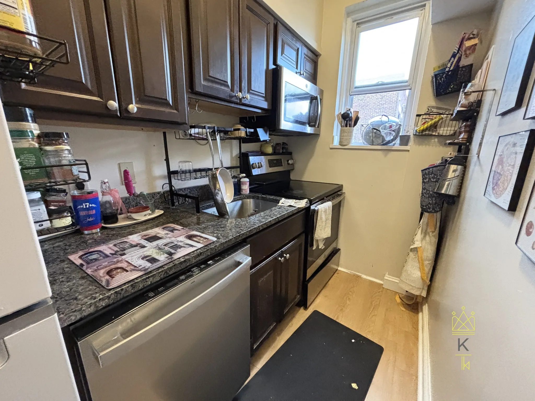 2 bed, 1 bath apartment for rent at 1477 Beacon St Unit 44, Griggs Park — photo 5 of 16