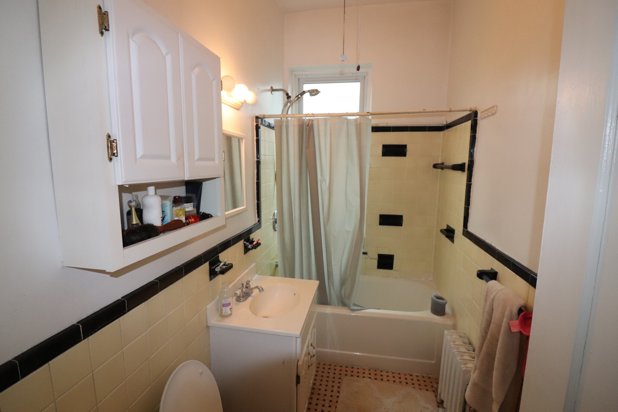 1 bed, 1 bath apartment for rent at 1477 Beacon St Unit 46, Griggs Park — photo 6 of 13