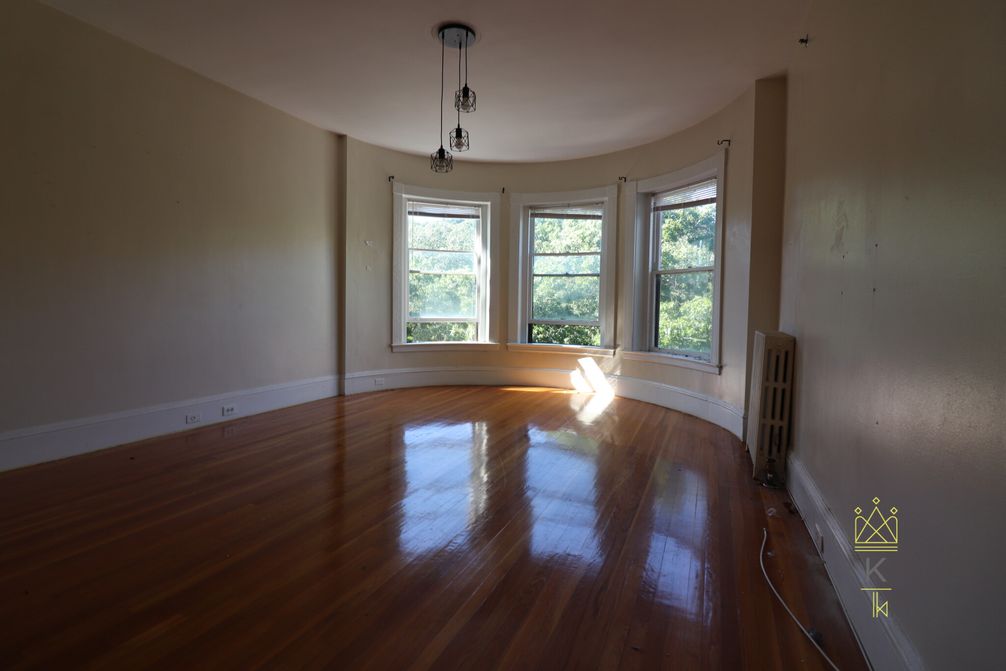 2 bed, 1 bath apartment for rent at 1477 Beacon St Unit 51, Griggs Park — photo 2 of 31
