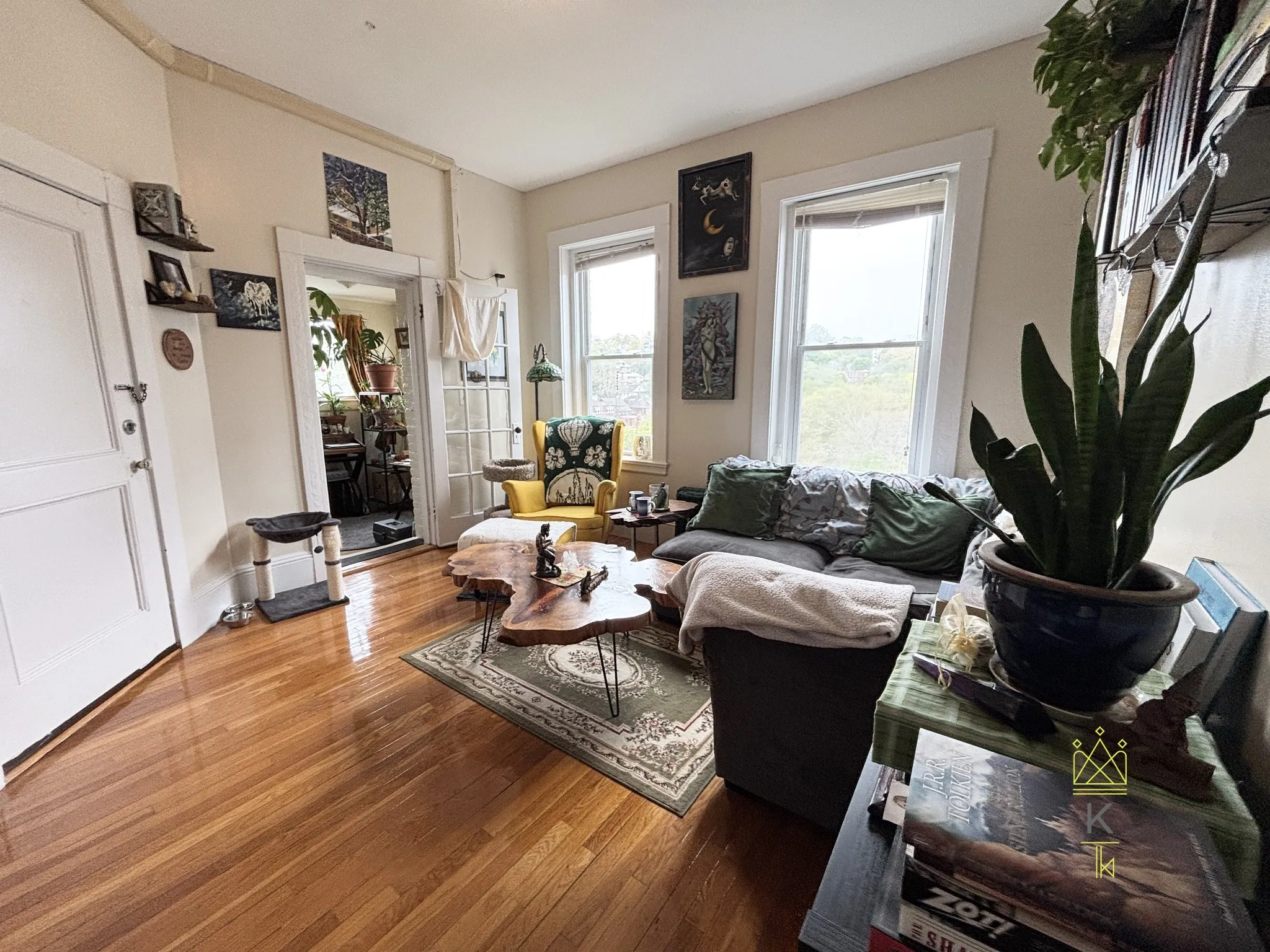 1.5 bed, 1 bath apartment for rent at 1477 Beacon St Unit 55, Griggs Park — photo 2 of 13