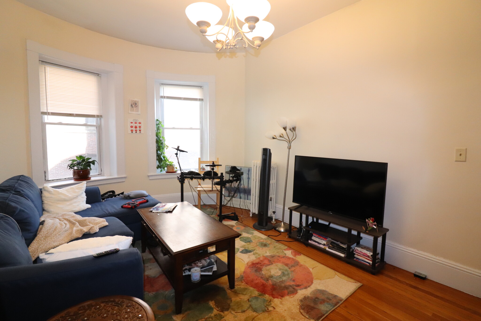 1 bed, 1 bath apartment for rent at 1477 Beacon St Unit 8, Griggs Park — photo 3 of 15