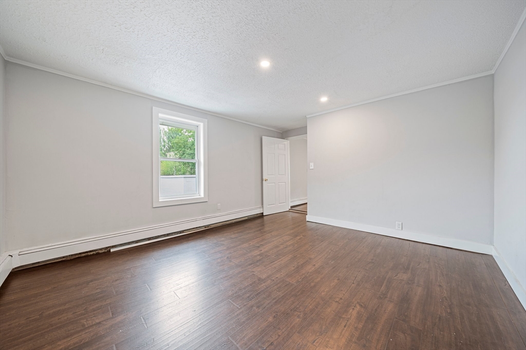 2 bed, 1 bath apartment for rent at 148 Boylston St Unit 2, Boylston Street — photo 7 of 18