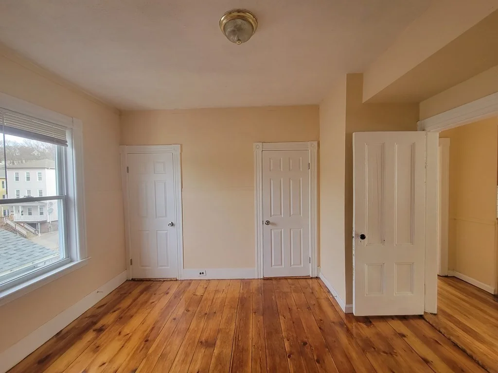 2 bed, 1 bath apartment for rent at 148 Eastern Ave Unit 3, Worcester — photo 4 of 7