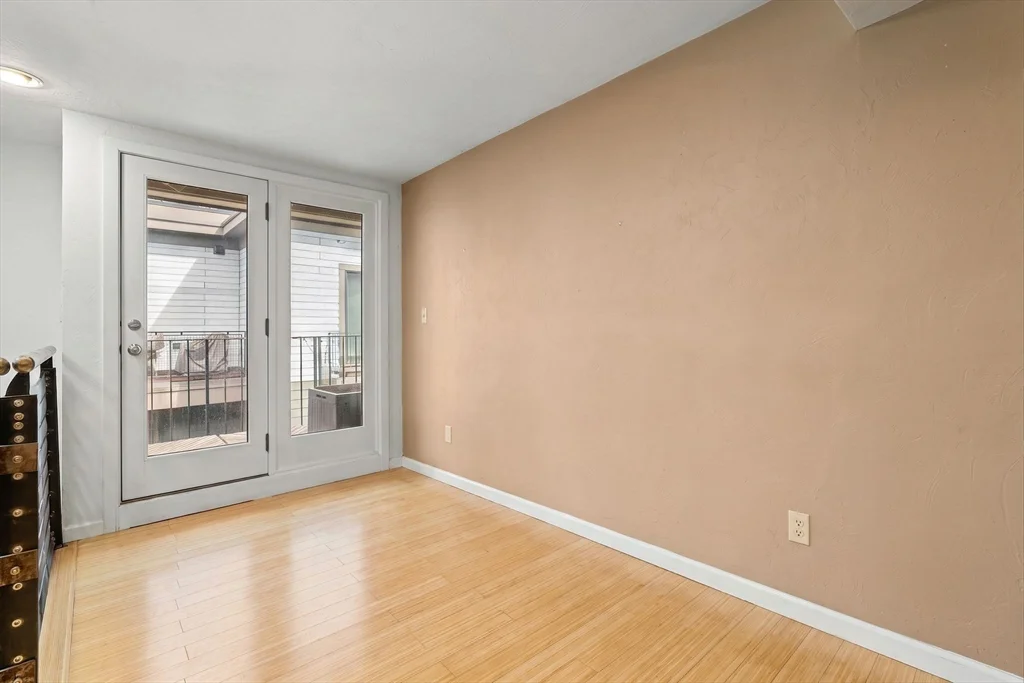 2 bed, 1 bath apartment for rent at 148 F St Unit 4, South Boston — photo 11 of 15