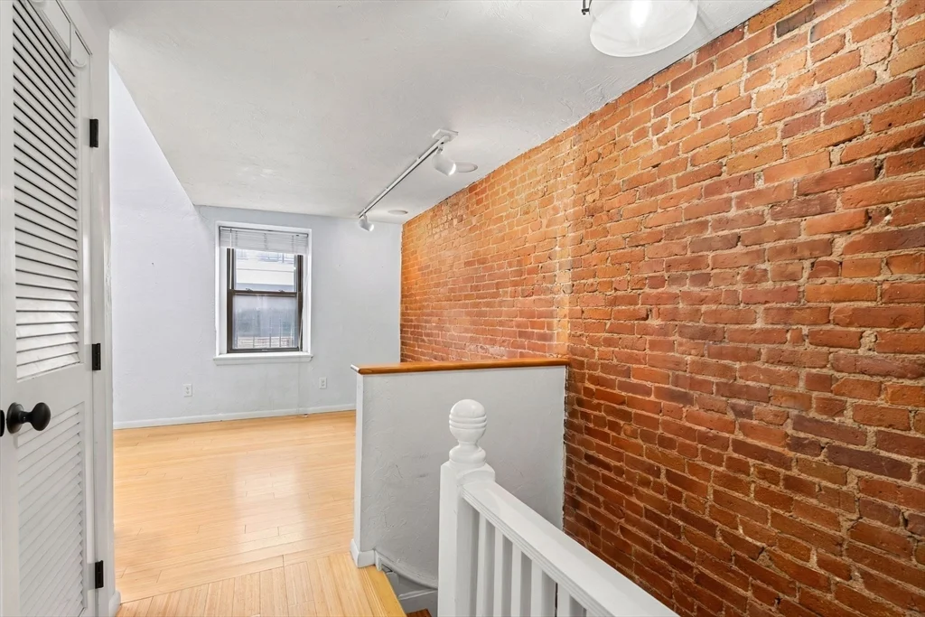 2 bed, 1 bath apartment for rent at 148 F St Unit 4, South Boston — photo 6 of 15