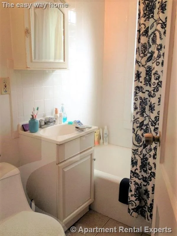 1 bed, 1 bath apartment for rent at 148 Fifth St Unit 6, East Cambridge — photo 8 of 10